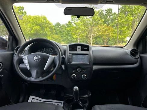 Used 2019 Nissan Versa S FWD image 23