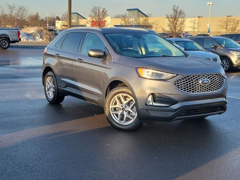 Used 2024 Ford Edge SEL w/ Convenience Package image 34