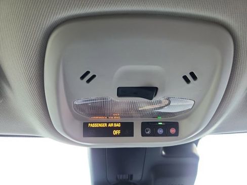 Used 2024 Chevrolet Trax ACTIV w/ Driver Confidence Package FWD image 47