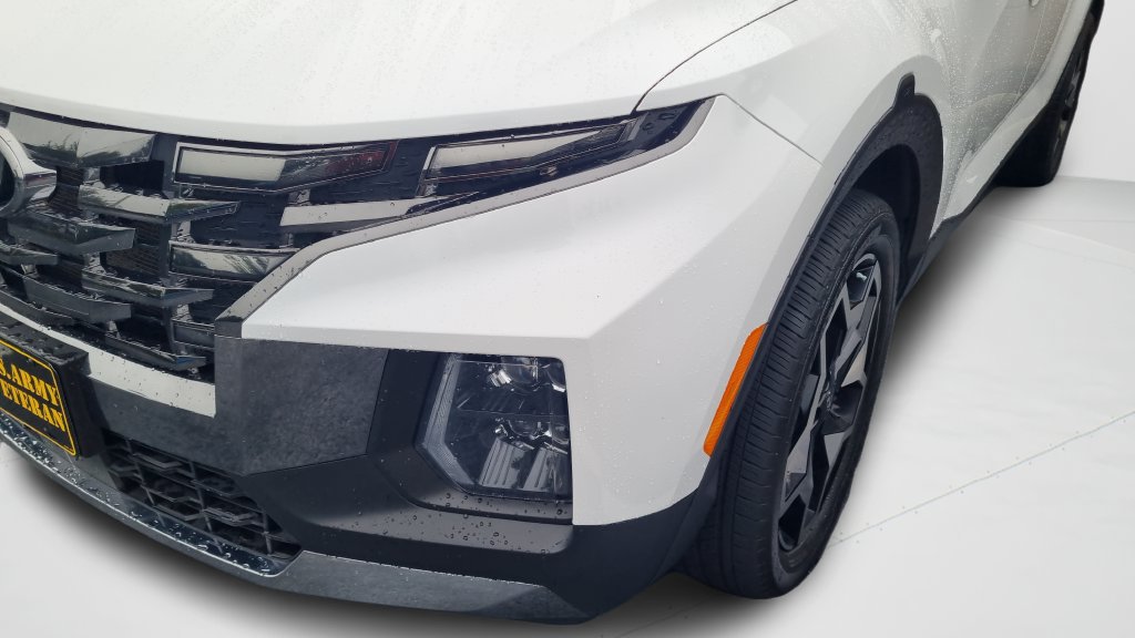 Certified 2023 Hyundai Santa Cruz Limited AWD/4WD image 4