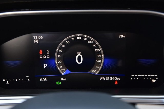 New 2027 Volkswagen Taos SE FWD image 11
