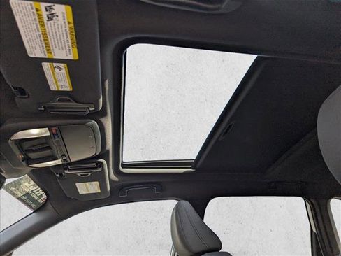 Used 2025 Subaru Forester Premium w/ Protection Package (1PH) image 22