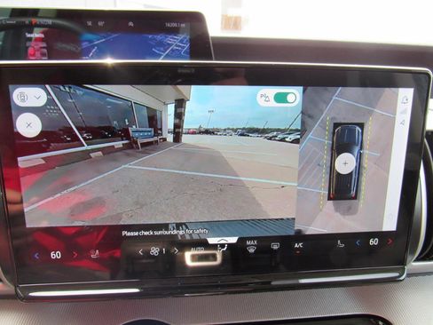 Used 2025 Ford Expedition Active image 56