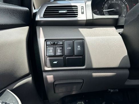 Used 2014 Honda Odyssey EX-L image 27
