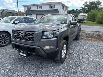 Used 2022 Nissan Frontier SV w/ Technology Package