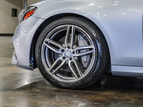 Used 2017 Mercedes-Benz E 300 image 59
