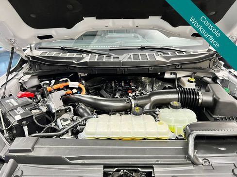 Used 2025 Ford F150 Lariat w/ Equipment Group 501A Mid AWD/4WD image 10