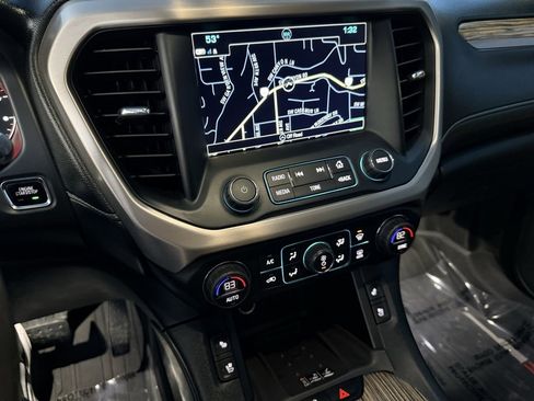 Used 2019 GMC Acadia Denali image 23
