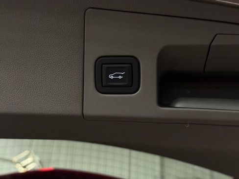 Used 2023 Cadillac XT5 Premium Luxury image 12