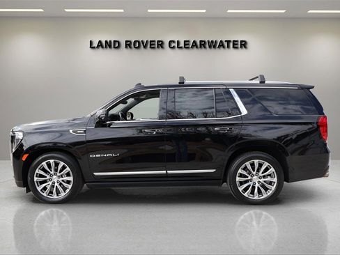 Used 2021 GMC Yukon Denali w/ Denali Ultimate Package image 2