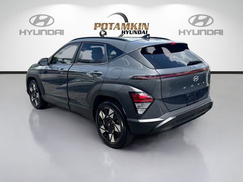 Certified 2024 Hyundai Kona SEL w/ Convenience Package FWD image 7