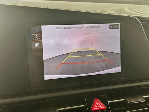 Used 2026 Kia Niro LX FWD image 22