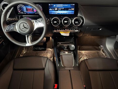 Used 2026 Mercedes-Benz GLA 250 image 24
