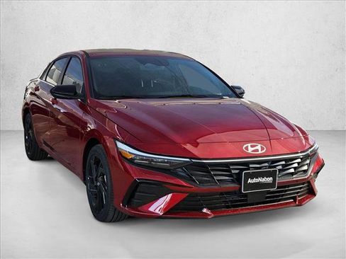New 2026 Hyundai Elantra SEL Sport Premium image 7