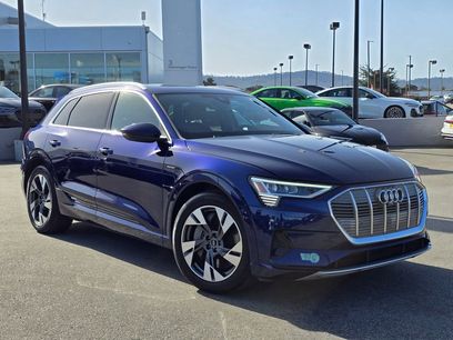 Used 2023 Audi e-tron Premium Plus w/ Premium Plus Package