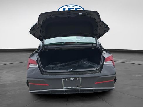 New 2026 Hyundai Elantra Sport FWD image 20