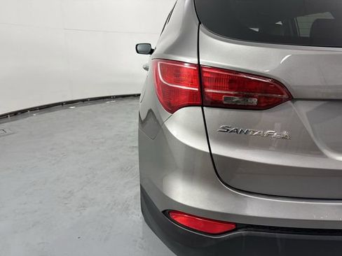 Used 2014 Hyundai Santa Fe Sport w/ Premium Equipment Package 03 FWD image 29