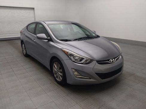 Used 2016 Hyundai Elantra SE w/ Option Group 02 FWD image 13