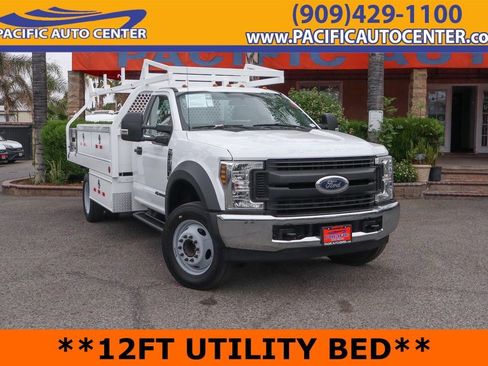 Used 2019 Ford F550 2WD Regular Cab Super Duty image 1