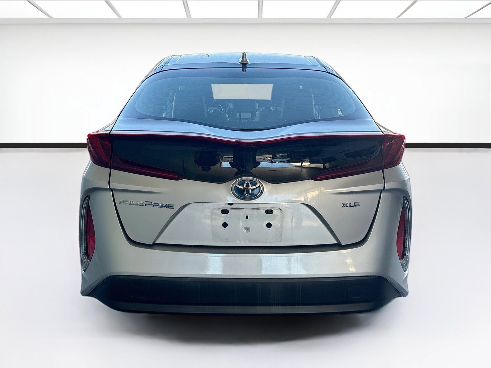 Used 2022 Toyota Prius Prime XLE FWD image 5