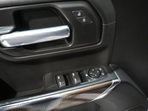 Used 2021 Chevrolet Silverado 1500 LT w/ Z71 Off-Road Package image 11