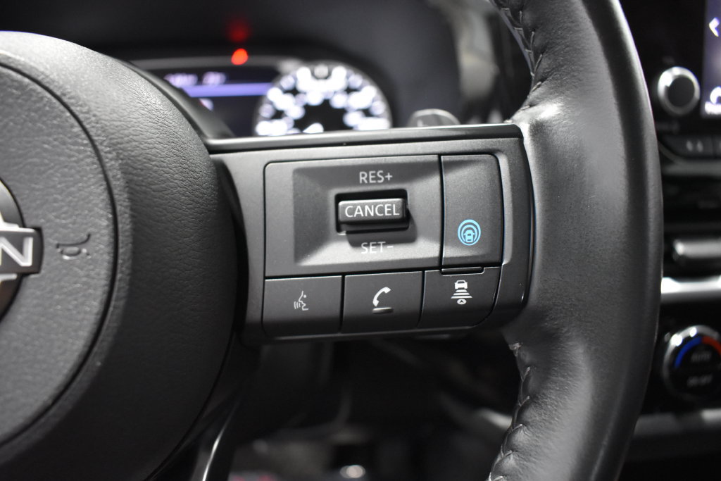 Certified 2024 Nissan Pathfinder SV AWD/4WD image 29