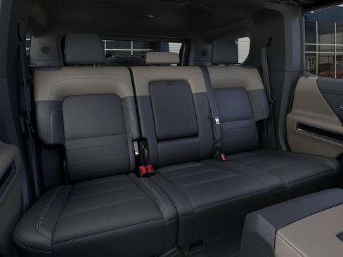 New 2026 GMC Hummer EV SUV w/ LPO, Sport Package AWD/4WD image 17