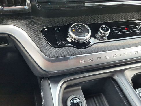 New 2026 Ford Expedition Max Platinum AWD/4WD image 13