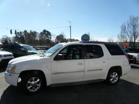 Used 2004 GMC Envoy XUV SLT image 6