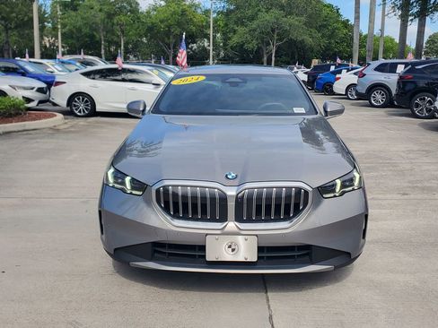 Used 2024 BMW 530i xDrive w/ Premium Package AWD/4WD image 2