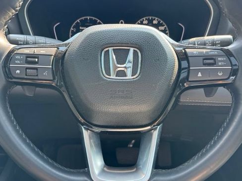 Used 2025 Honda Pilot Touring image 35