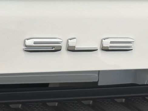 New 2026 GMC Sierra 2500 SLE w/ SLE Value Package; AWD/4WD image 19