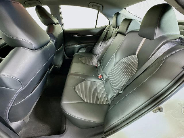 Used 2023 Toyota Camry SE FWD image 21