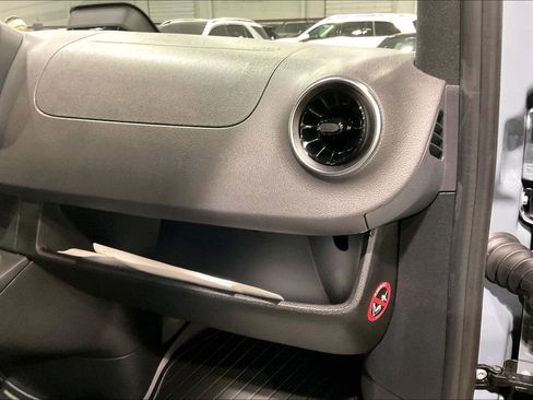 Used 2026 Mercedes-Benz Sprinter 2500 image 12