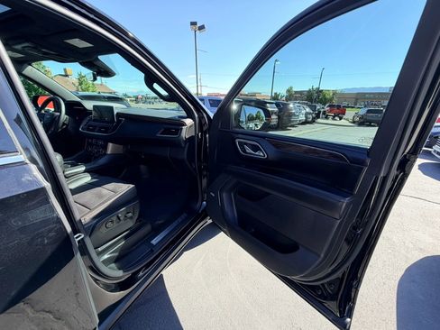 Used 2023 Chevrolet Tahoe High Country AWD/4WD image 28