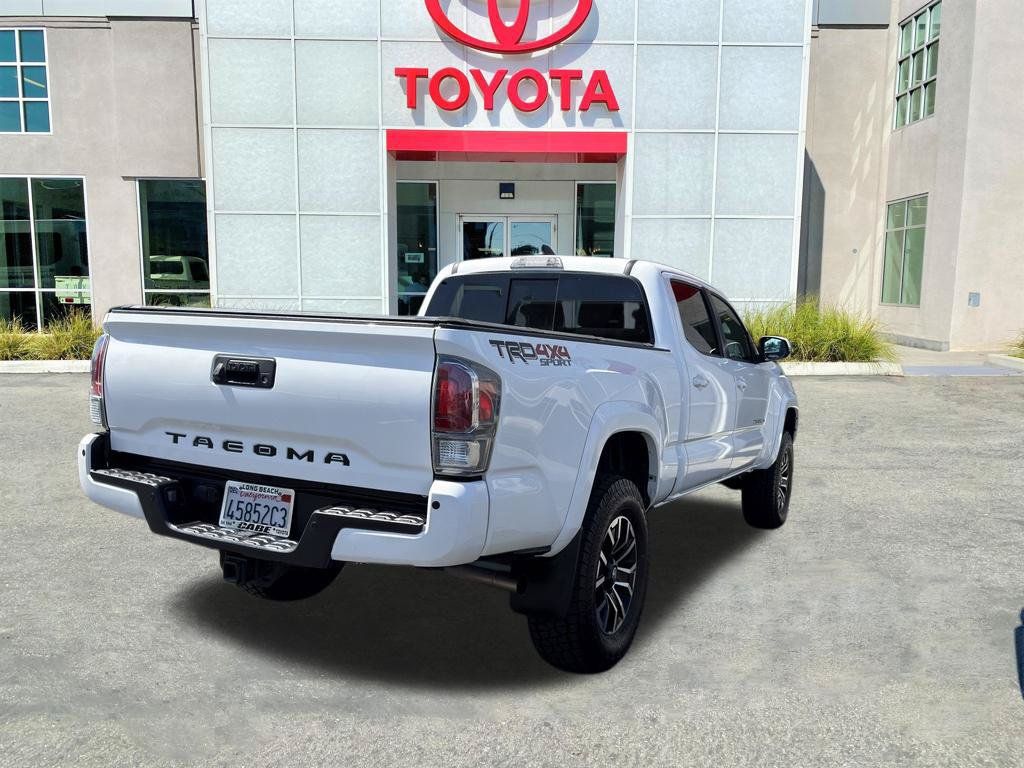 Used 2021 Toyota Tacoma TRD Sport w/ Technology Package AWD/4WD image 7