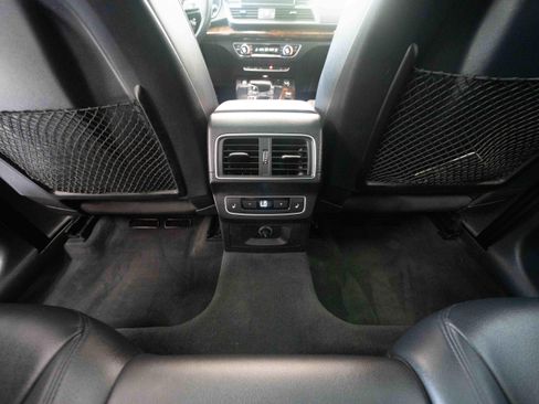 Used 2018 Audi Q5 2.0T Premium Plus AWD/4WD image 22