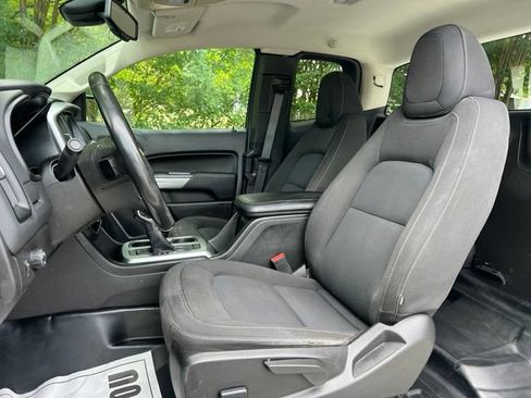 Used 2022 Chevrolet Colorado LT w/ Fleet Safety Package RWD image 12