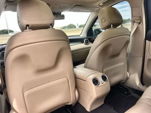 Used 2022 Mercedes-Benz GLC 300 4MATIC image 13