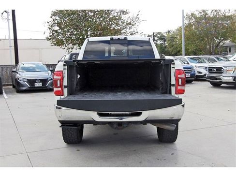 Used 2019 RAM 2500 Limited image 3