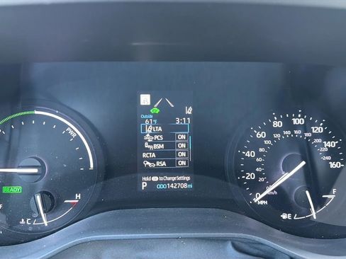 Used 2021 Toyota Sienna LE image 24