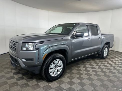 Used 2022 Nissan Frontier SV image 7