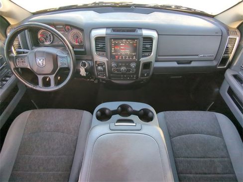 Used 2018 RAM 1500 Big Horn image 16