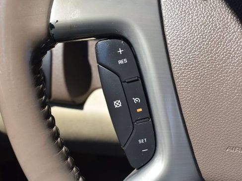 Used 2009 Chevrolet Tahoe LTZ AWD/4WD image 25