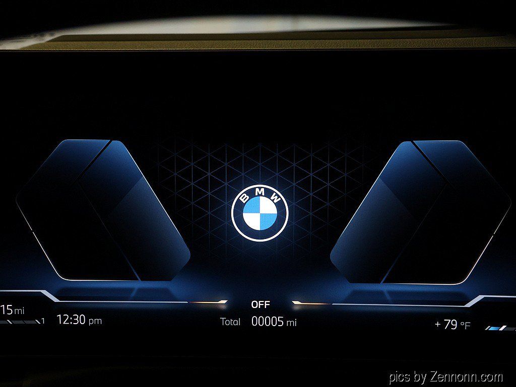 New 2026 BMW 330i xDrive Sedan w/ Premium Package AWD/4WD image 17