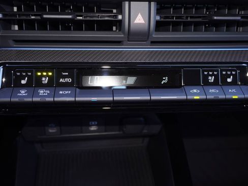 New 2026 Toyota Prius Limited image 16