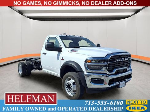 New 2026 RAM 5500 Tradesman w/ Chrome Appearance Group image 1