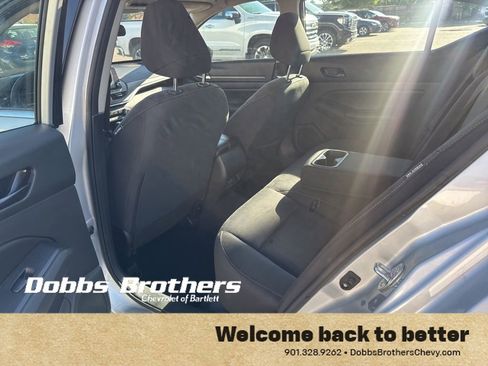 Used 2024 Nissan Altima 2.5 SV image 10