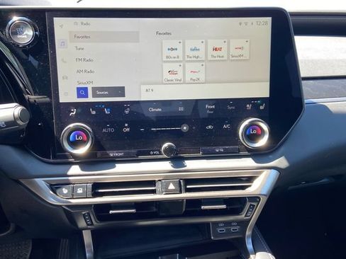 Certified 2023 Lexus RX 350 Premium Plus w/ Accessory Package AWD/4WD image 20