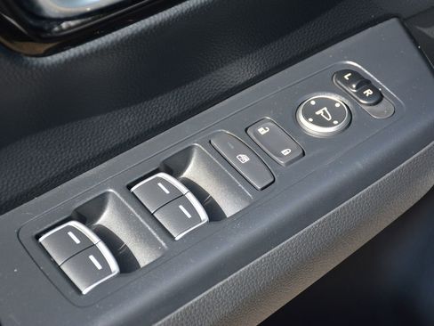 Used 2023 Honda CR-V Sport Touring image 11